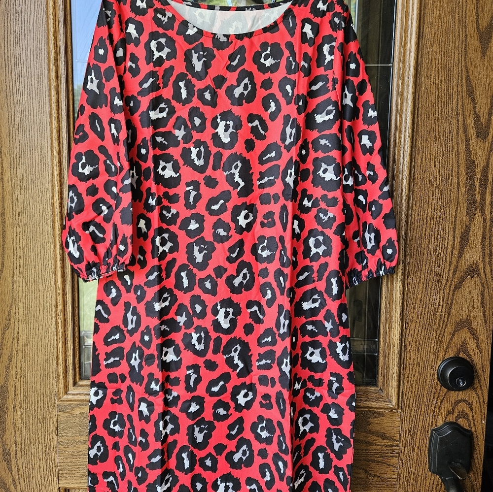MRSFITOK Small Red, Black, and Gray Leopard Dress